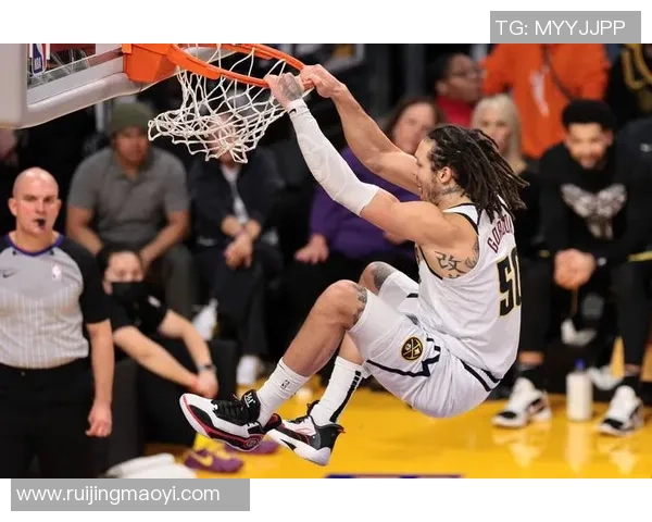 湖人对掘金今日比赛比分更新及精彩瞬间回顾