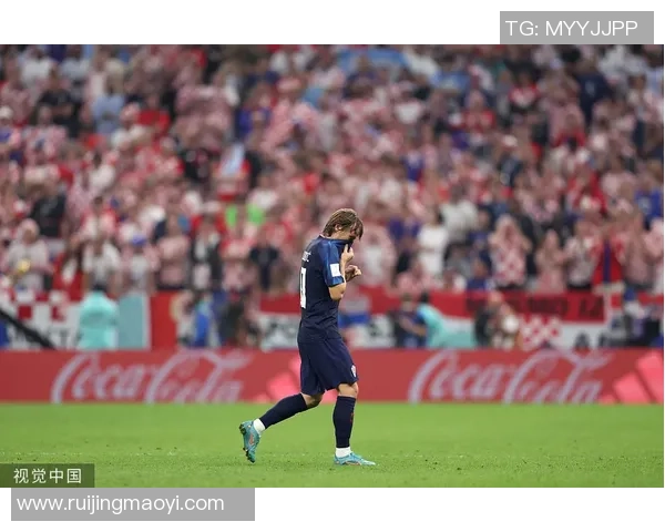 莫德里奇的足球传奇之路：从小镇少年到世界巨星的辉煌历程