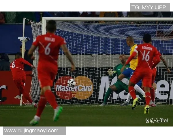 阿贾克斯与泽球队激战即将上演谁能在赛场上笑到最后